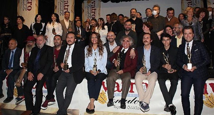 İBB Şehir Tiyatroları 7. Anadolu Uluslararası Tiyatro Ödülleri’nde 2 ödüle layık görüldü