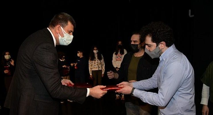 Dünyada İlk! Kadıköy Belediyesi’nde Radyo Tiyatrosu Yapan “Bizim Çocuklar” Türkiye Sınırlarını Aştı