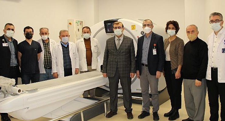 Sivas Numune Hastanemize ait 128 kesitli yeni bilgisayarlı tomografi cihazı, radyoloji ünitemizde hizmet vermeye başladı.