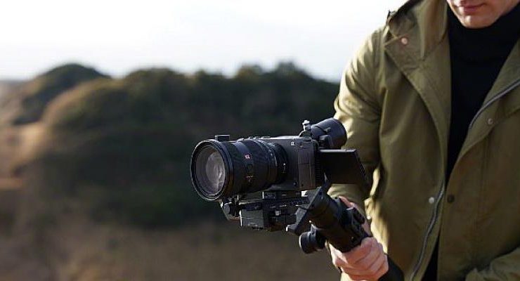 Sony, Dünyanın En Küçük ve En Hafif F2.8 Standart Zoom Lensi FE 24-70mm F2.8 GM II’yi Tanıttı