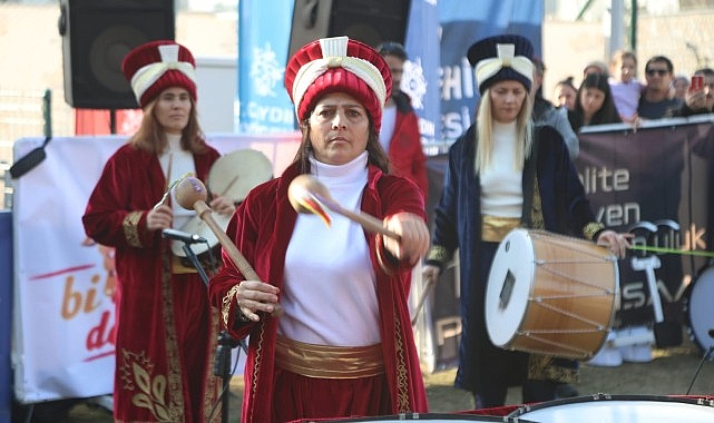 Aydın Büyükşehir Belediyesi, Erzurum ve Aydın kültürlerini Aydın Tekstil Park'ta buluşturuyor