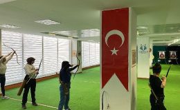 Nevşehir Belediyesi Gençlik ve Spor Kulübü'nde Geleneksel Türk Okçuluğu Kursu Açıldı