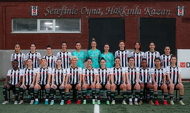 Vodafone, Beşiktaş Kadın Futbol Takımı Sponsorluğunu Bir Yıl Daha Uzattı